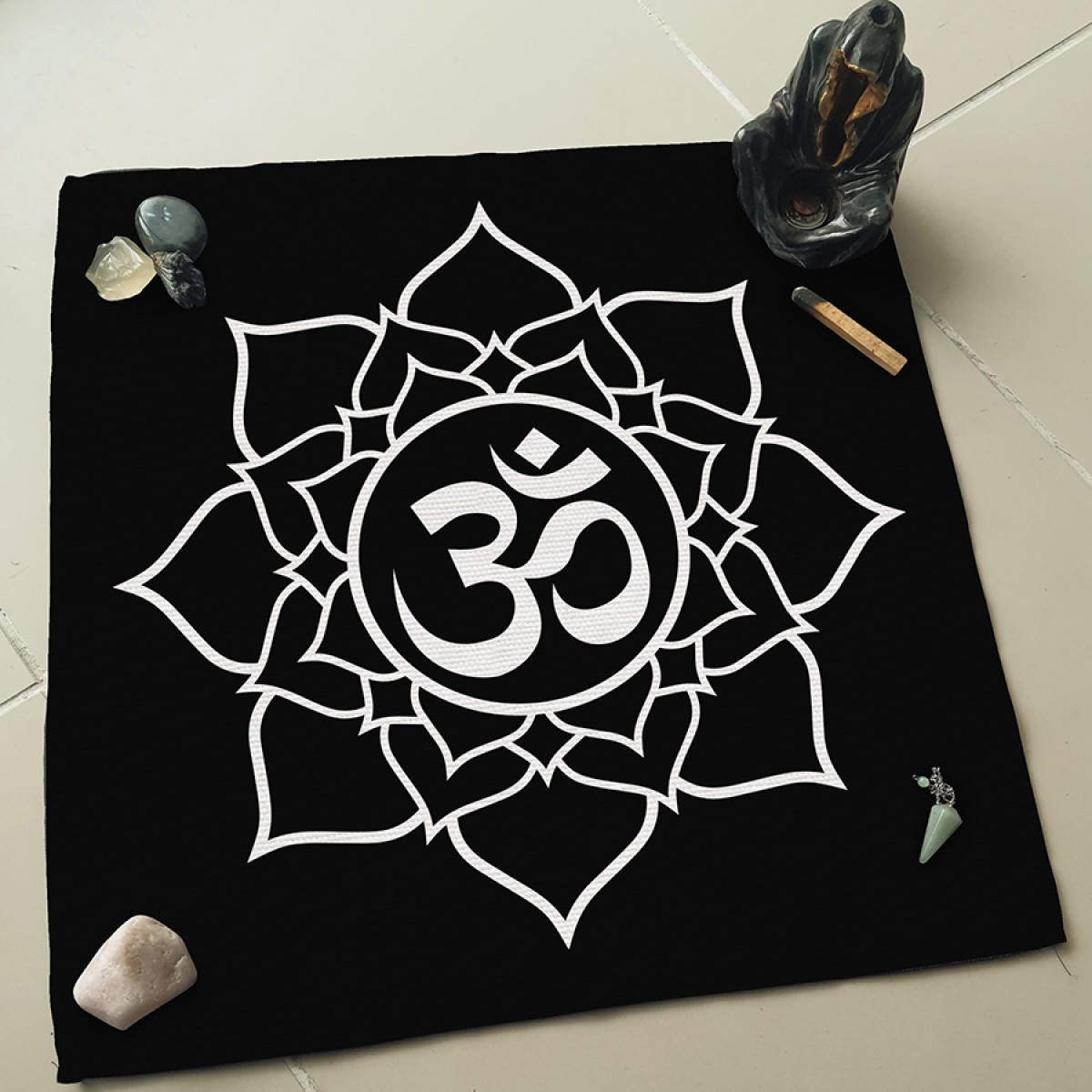 Om Sembolü Altar - Sunak - Tarot Açılım  Örtüsü